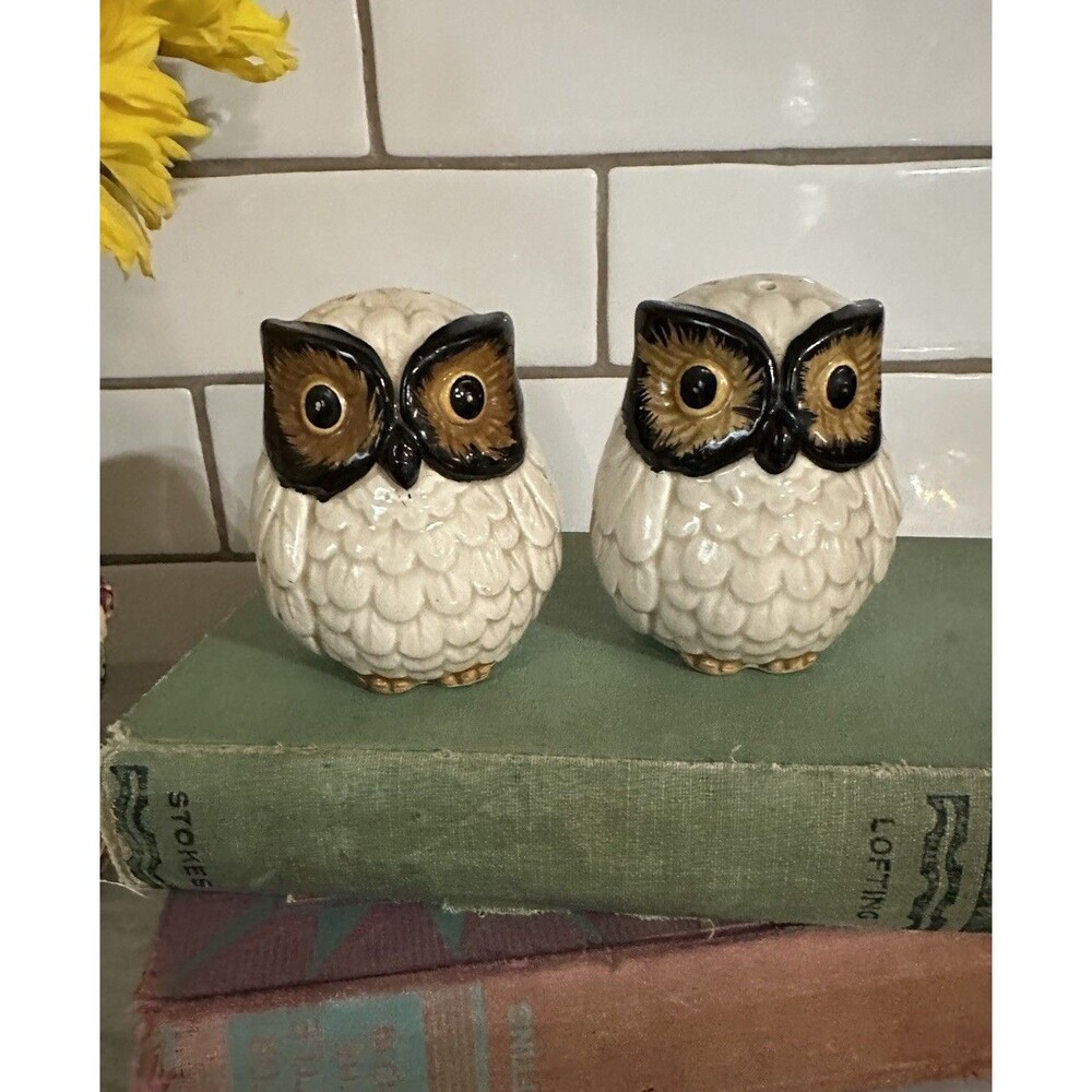 VTG Ceramic Owl Salt & Pepper Shakers Lego  Japan 60s 70s Kitsch